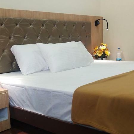 Amutham Residency Hotel Tiruchirappalli Екстериор снимка