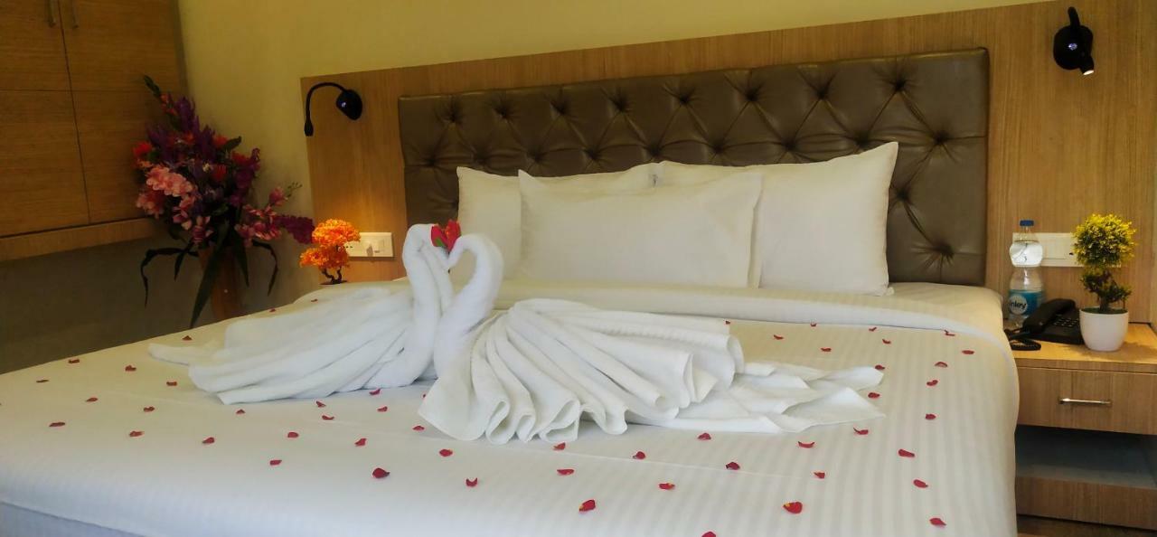 Amutham Residency Hotel Tiruchirappalli Екстериор снимка